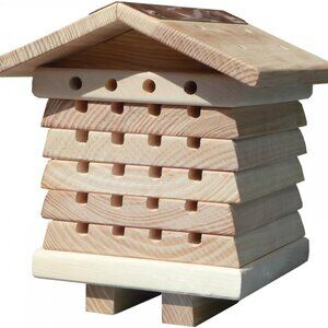 Wildlife World Interactive Wooden Bee House - NWT